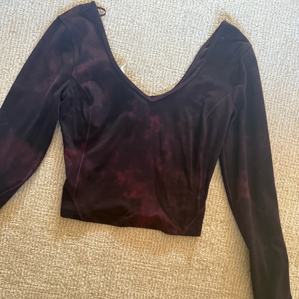 lulu🍋 burgendy crop